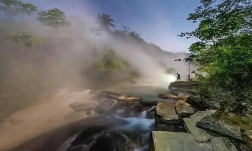 Río Hirviente de Mayantuyacu